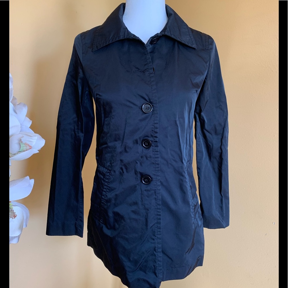 Forever 21 Black Trench Rain Coat Button Closure Nylon Coat Size Small.